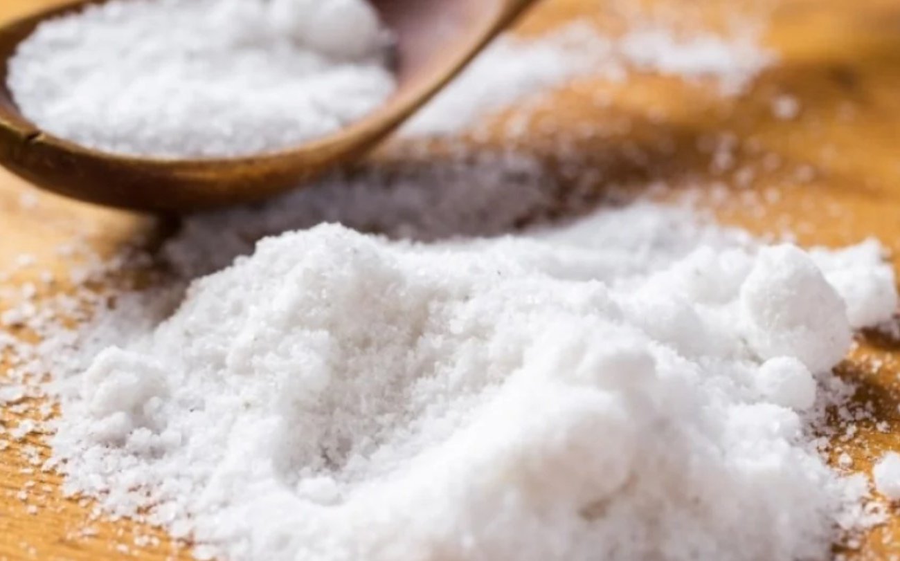 Как продезинфицировать пол в комнате без похода в магазин: простой способ из того, что уже есть у каждого дома