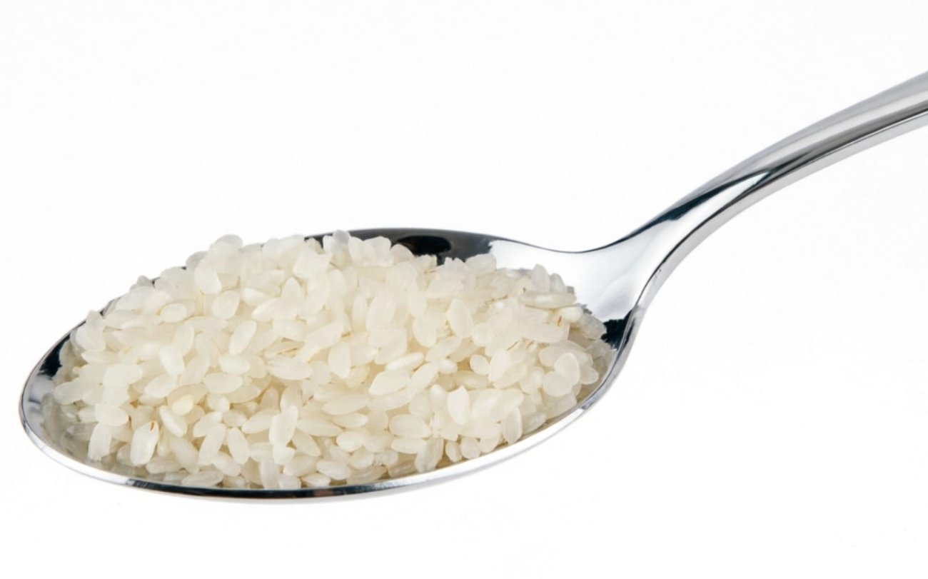 Чайник как новый без чистки и лимонной кислоты: запомните эту простую хитрость с рисом раз