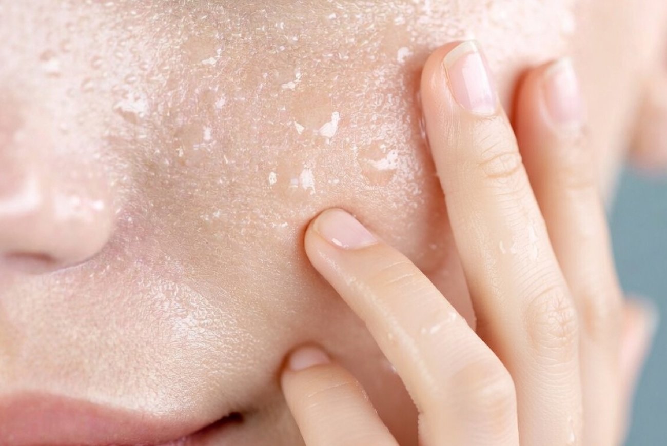 Как привести кожу в порядок после зимы без похода к косметологу: домашние методы ухода