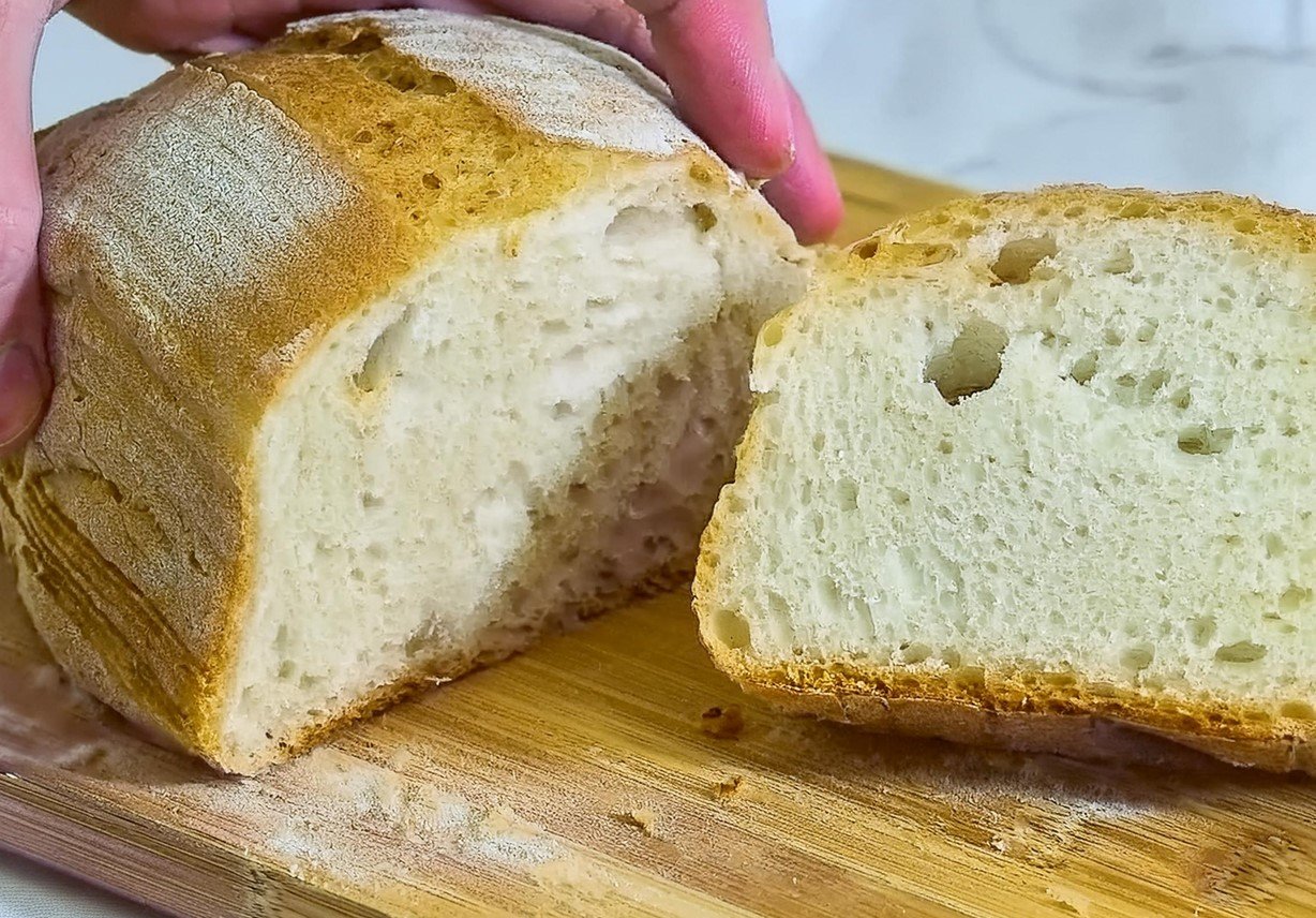 Черствый хлеб снова станет мягким за 10 секунд: метод мгновенного «оживления» от опытных хозяек