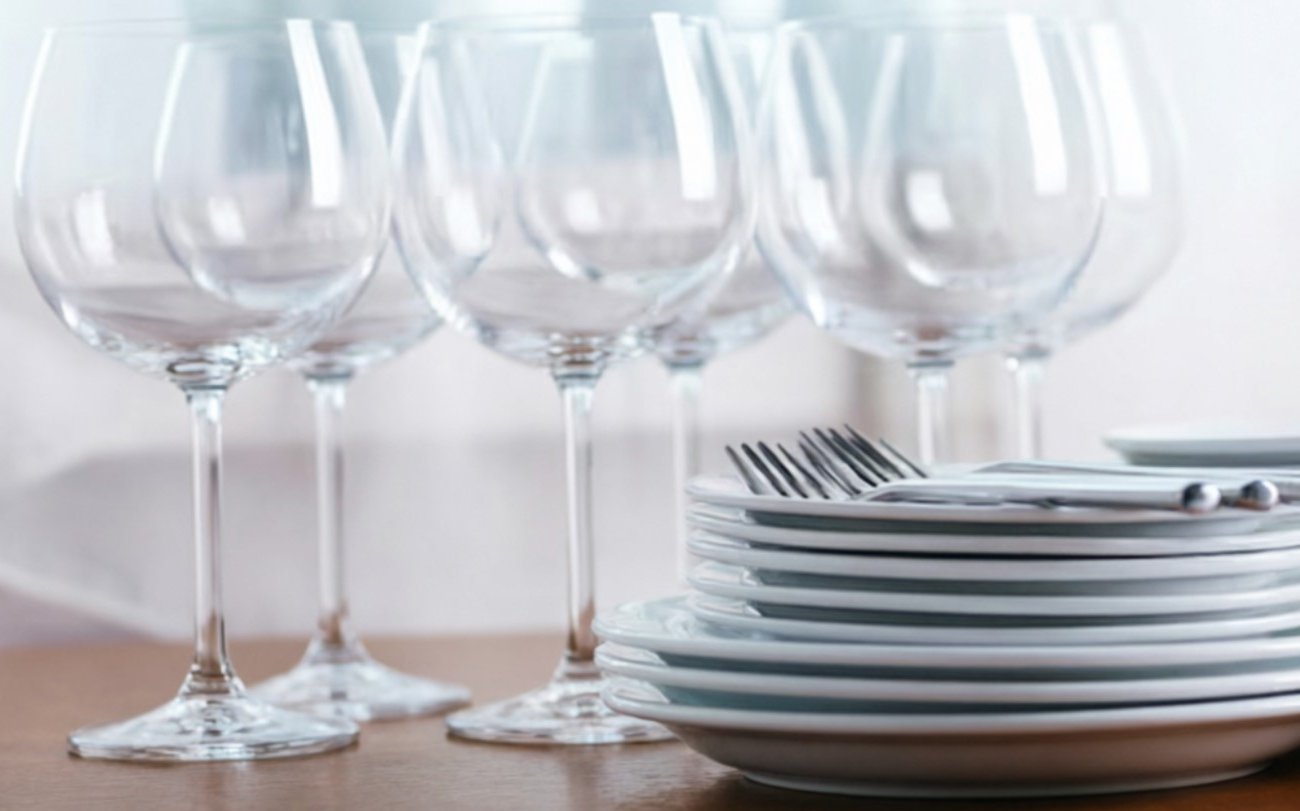 Серебряные ложки и посуда снова заблестят без дорогих средств: запомните один простой трюк