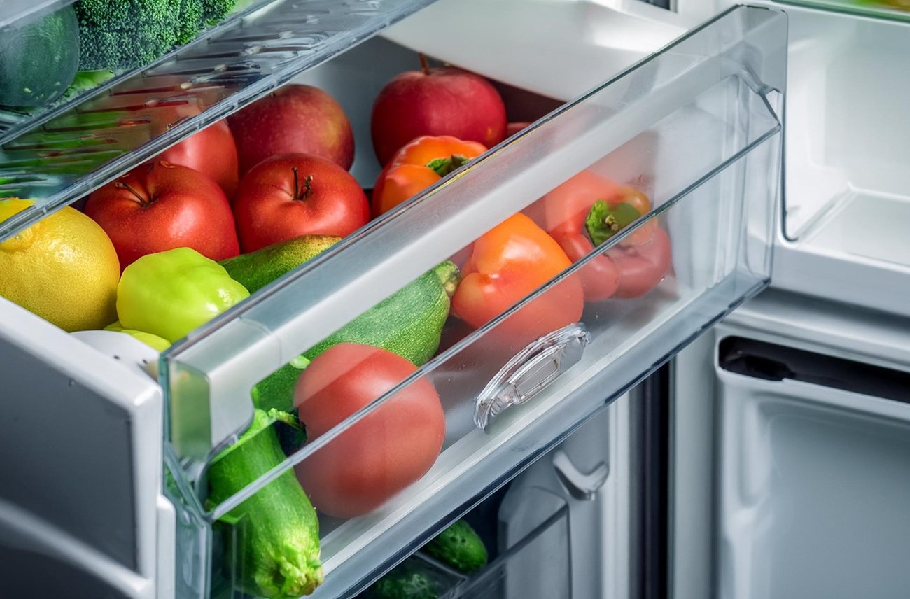 Как вернуть свежесть увядшим овощам: простой трюк с водой за 5 минут