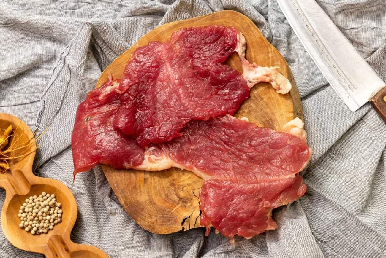Как не купить мясо с химией: вот на что следует обратить внимание в первую очередь