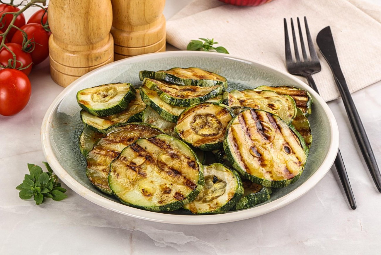 Готовим кабачки без лишнего жира: проверенные хитрости для вкусной закуски