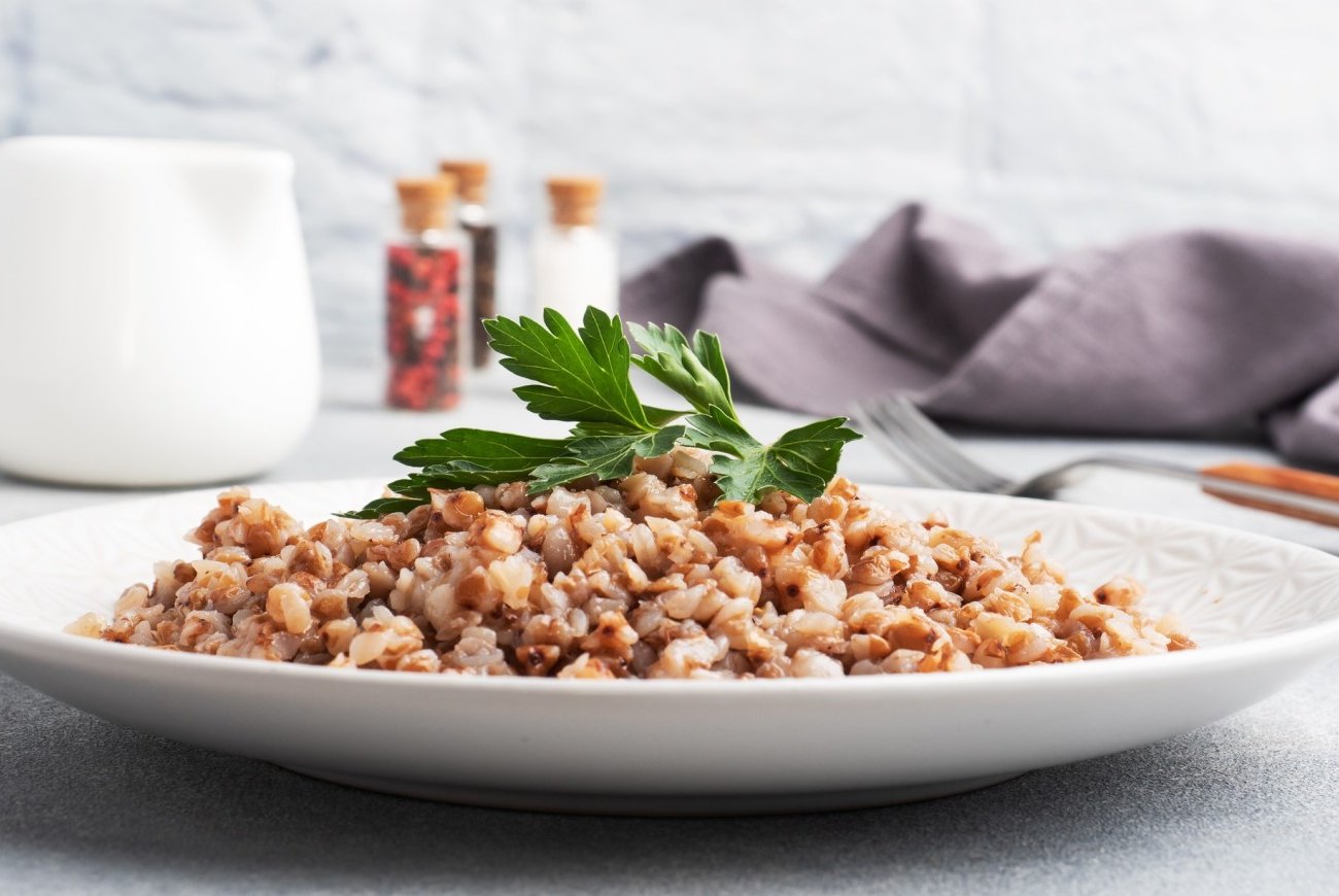 Гречка станет коронным блюдом: рецепт по купечески с мясом и грибами